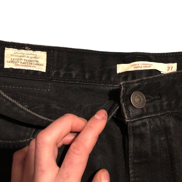 ARITZIA Levi’s Premium Loose Straight Black Jeans (Size 27) - Picture 4 of 11